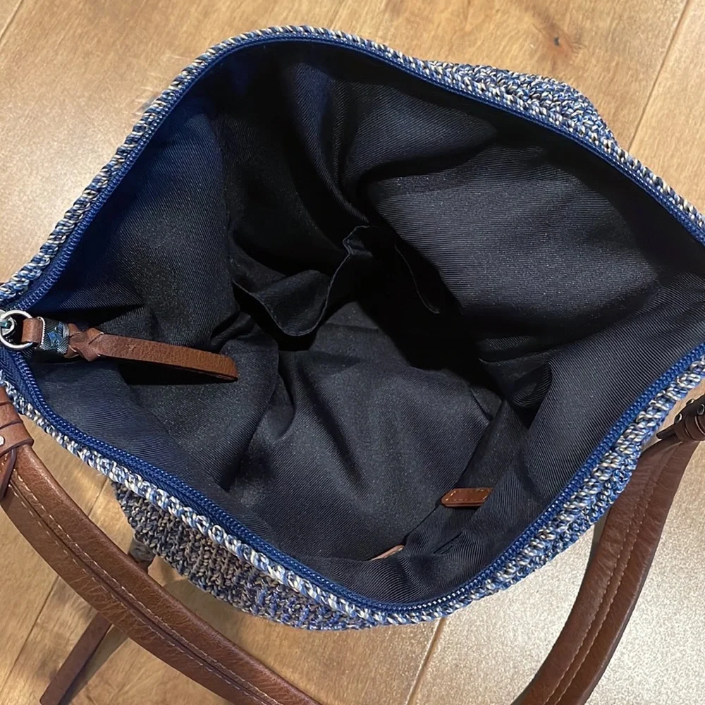 ♻️The Sak Sequoia Crochet Hobo Bag LIKE NEW - Picture 10 of 10